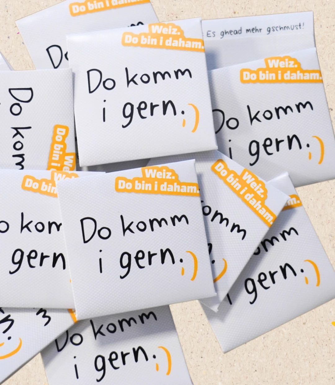 Welt Aids Tag Kondome schützen Verteilaktion